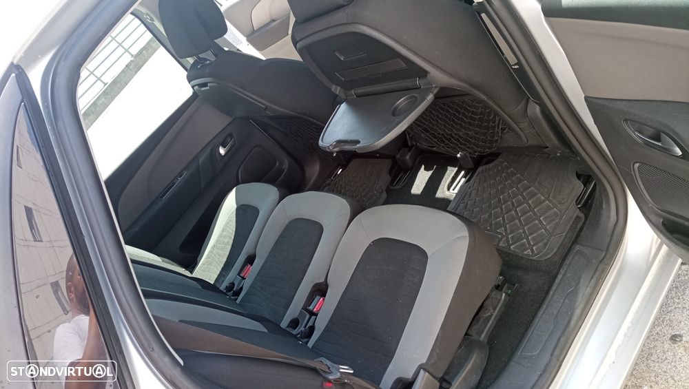 Citroën C4 Picasso 1.6 BlueHDi Exclusive - 14