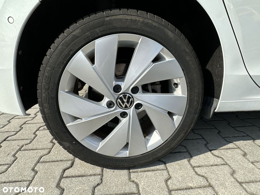 Volkswagen Golf - 19