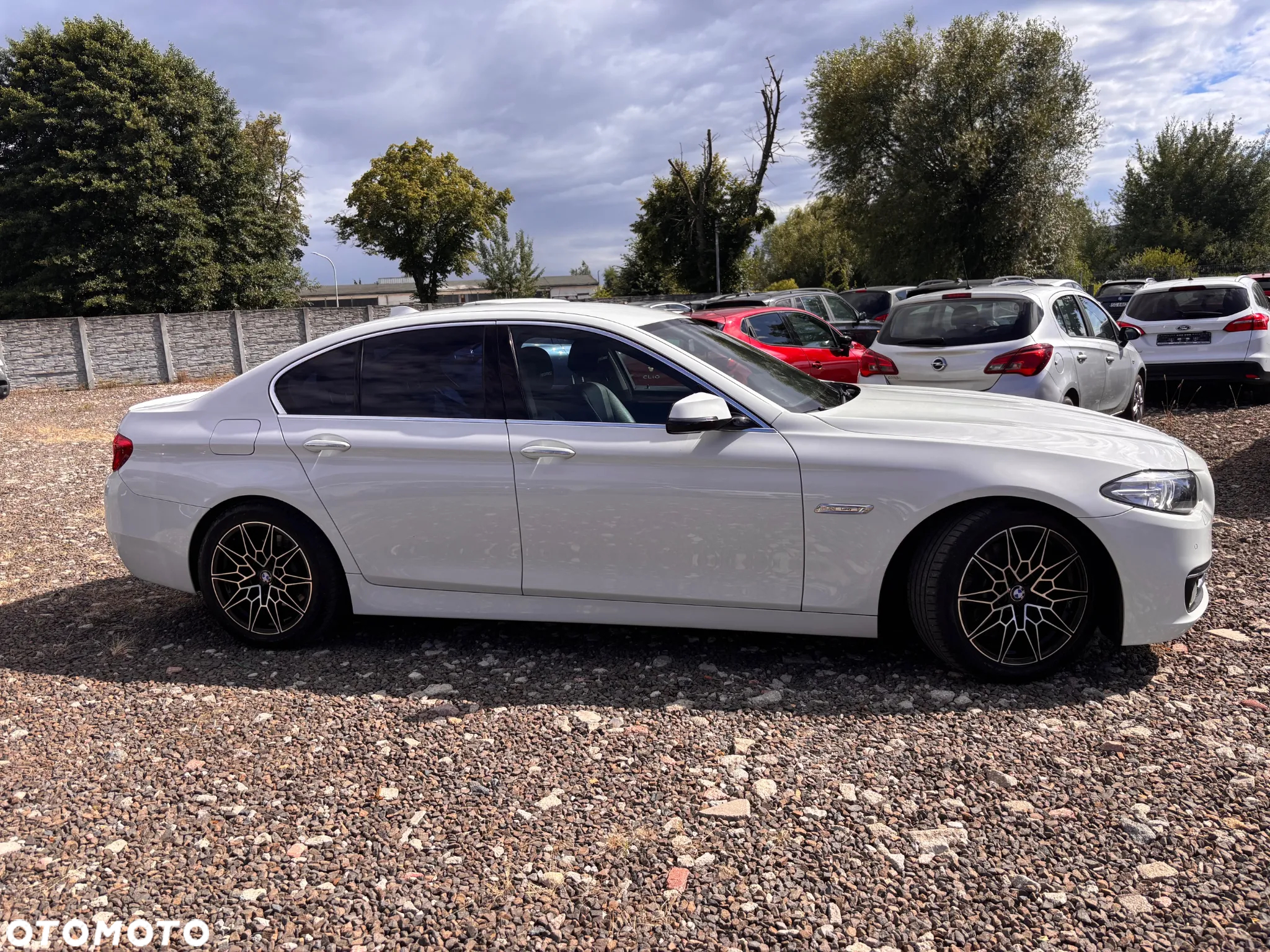 BMW Seria 5 518d - 3