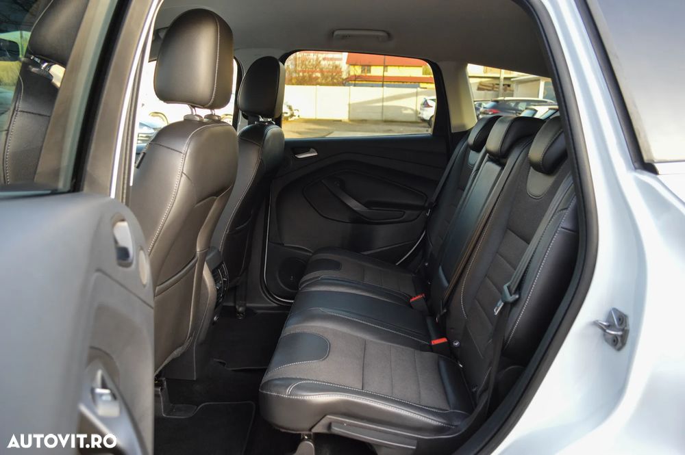 Ford Kuga 2.0 TDCi 4x4 Aut. Titanium - 21