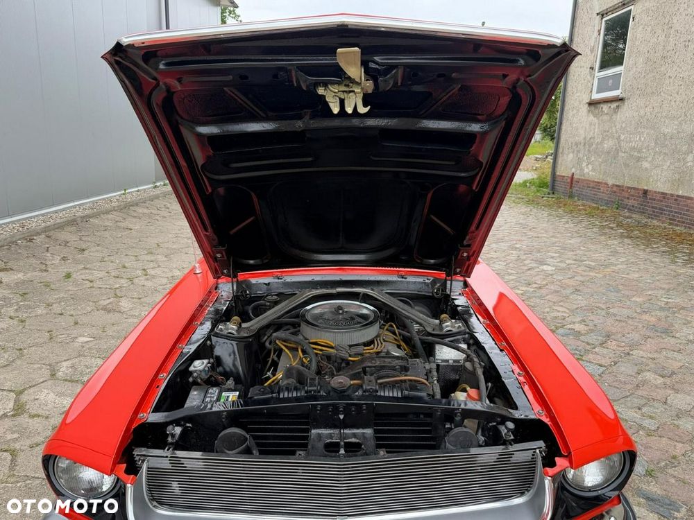 Ford Mustang - 21