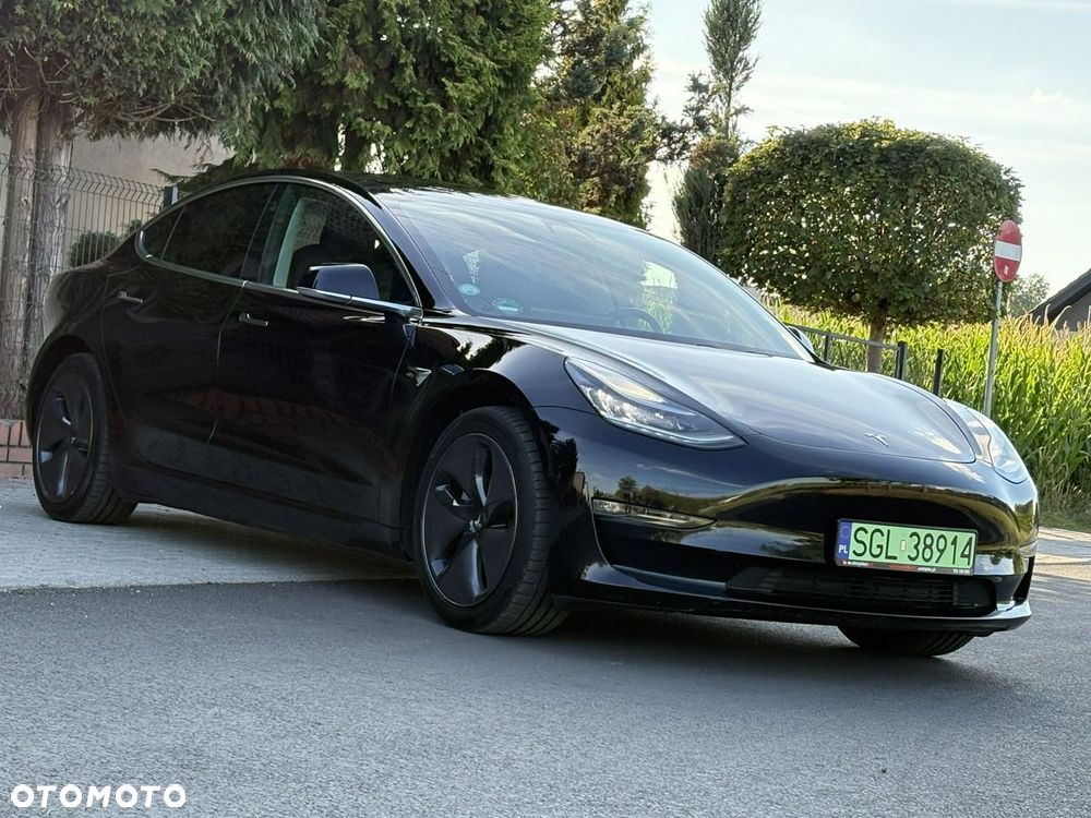 Tesla Model 3 - 9