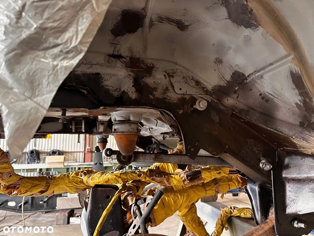 Jeep Commander 3.0 CRD Overland - 20