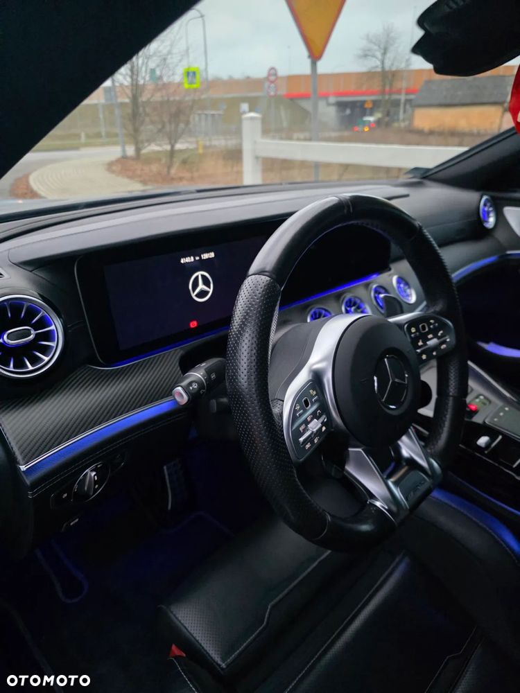 Mercedes-Benz AMG GT 43 4-Matic+ - 17