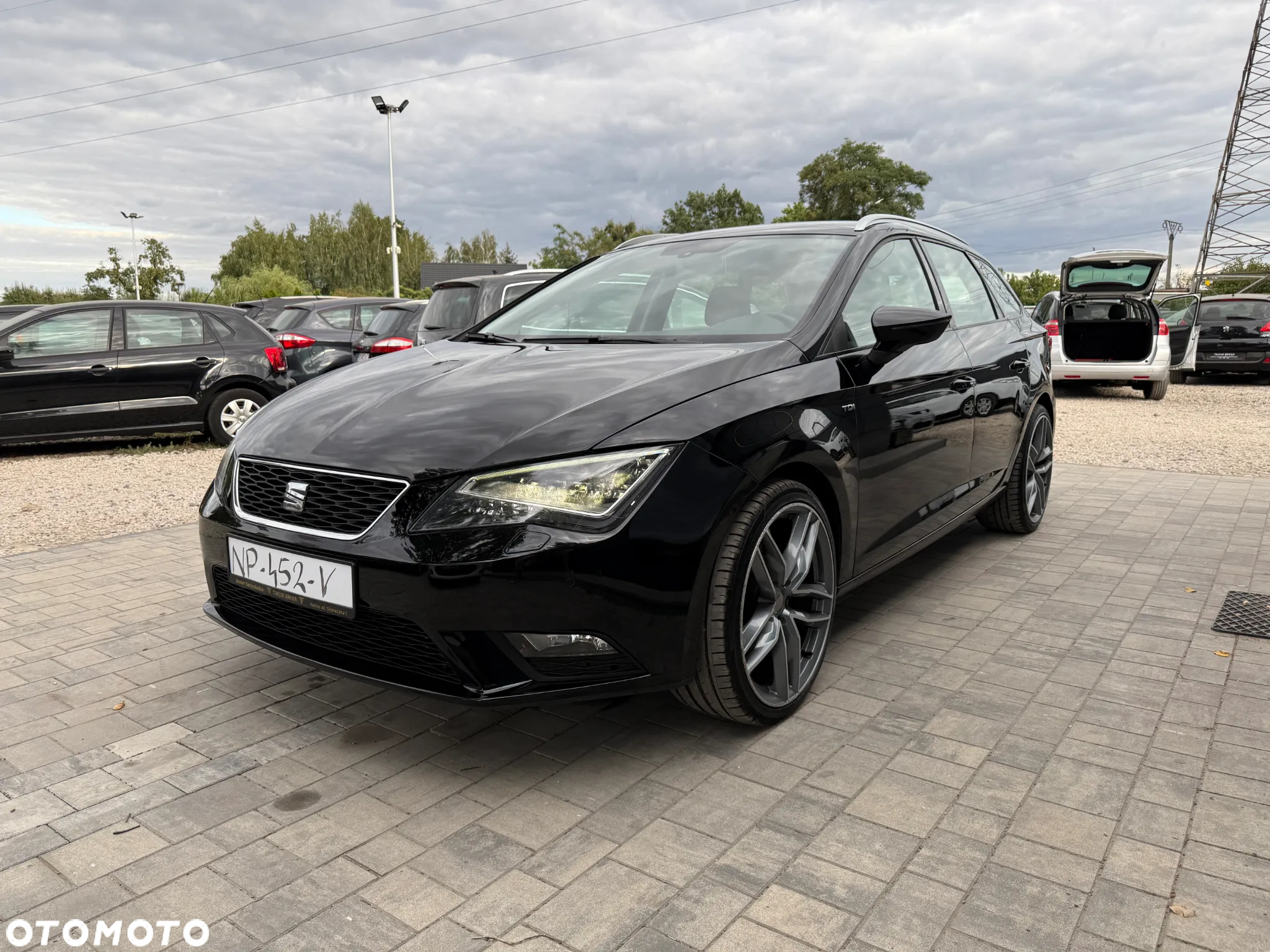 Seat Leon 2.0 TDI FR S&S - 19