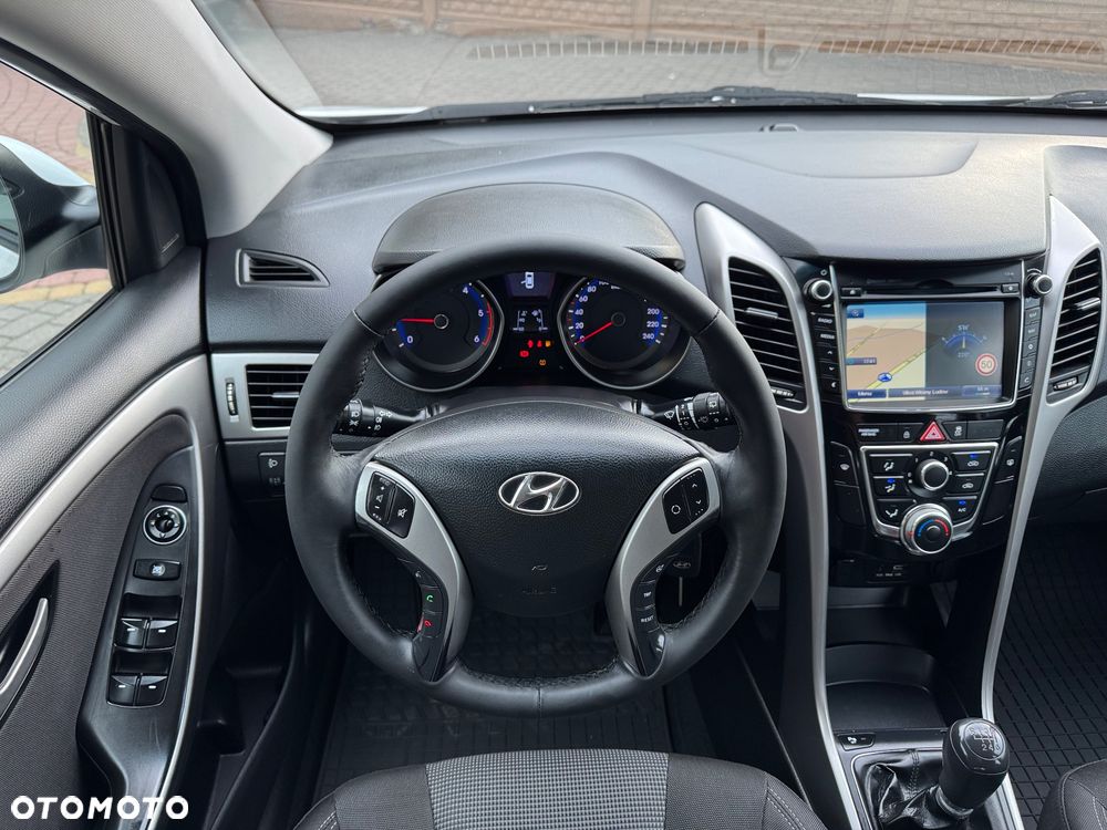 Hyundai i30 1.6 CRDi BlueDrive Classic + - 14