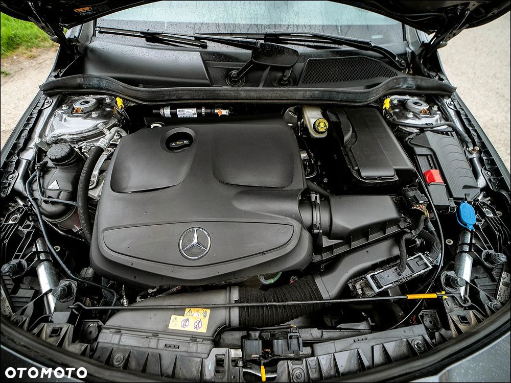 Mercedes-Benz CLA - 40