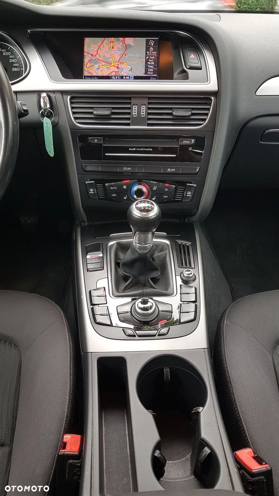 Audi A4 Avant - 12