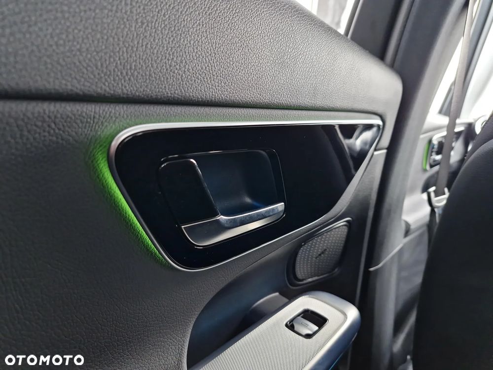 Mercedes-Benz GLC 220 d mHEV 4-Matic Avantgarde - 32