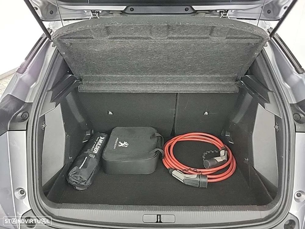 Peugeot e-2008 50 kWh Active Pack - 10