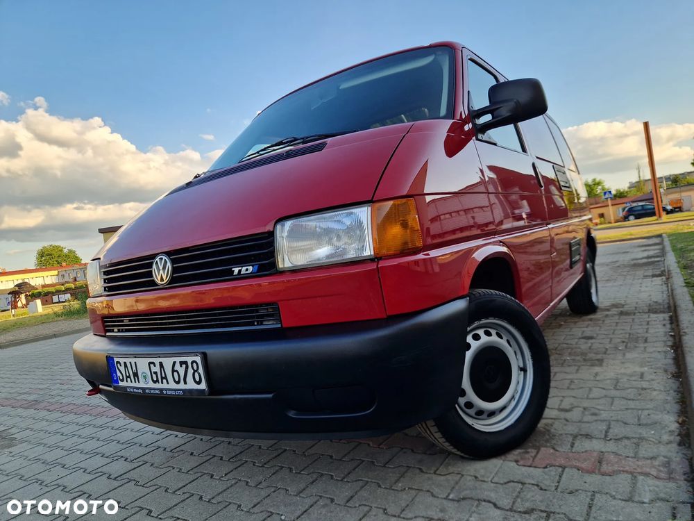 Volkswagen Transporter - 16