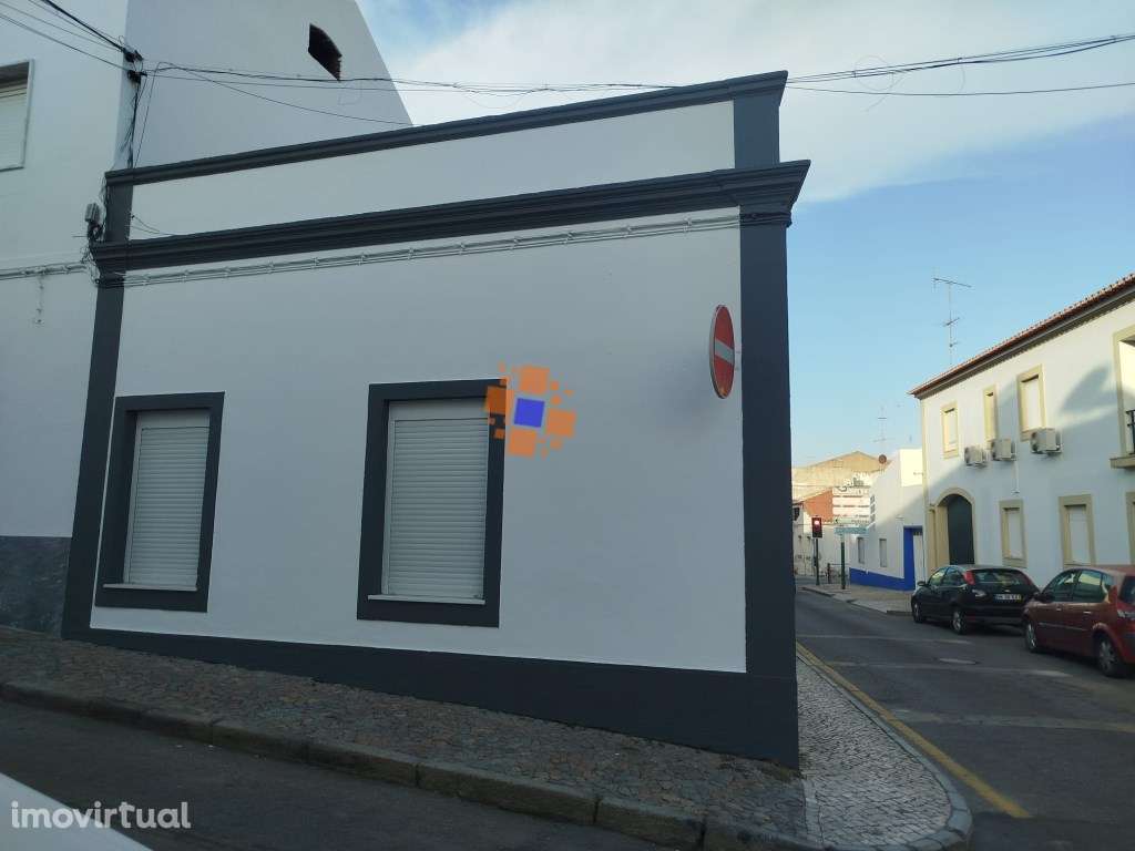 Moradia com quintal no centro de Reguengos de Monsaraz - Excelente ... - Grande imagem: 2/12