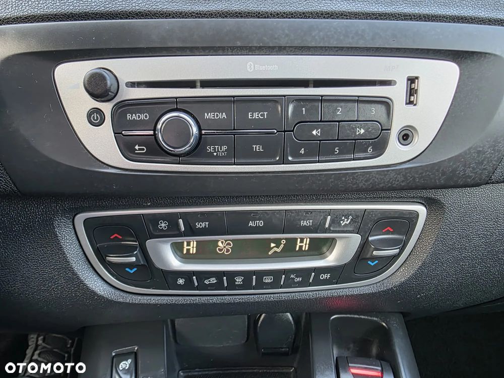 Renault Scenic ENERGY TCe 130 S&S LIMITED - 27