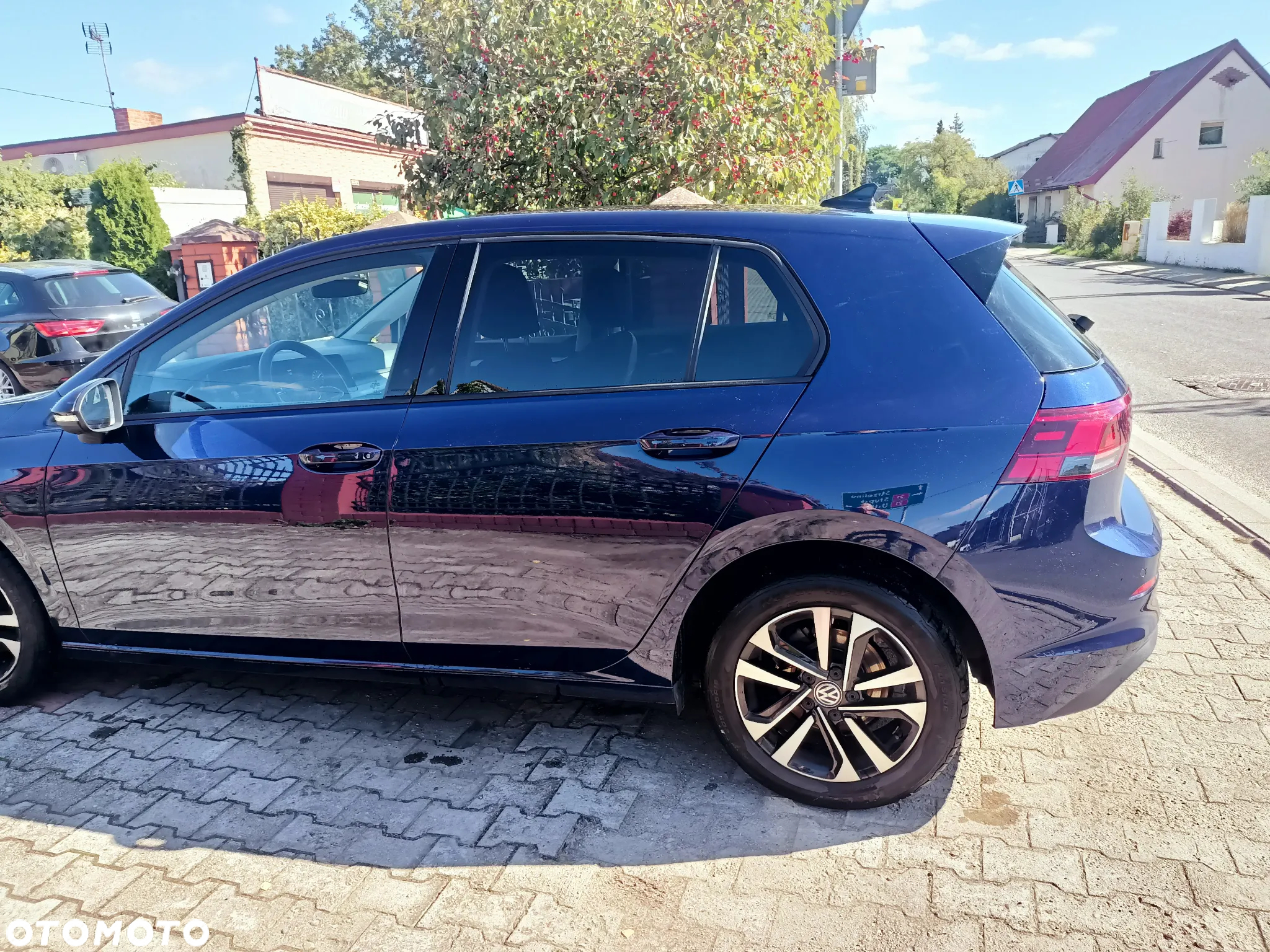 Volkswagen Golf 1.5 eTSI OPF DSG Style - 4