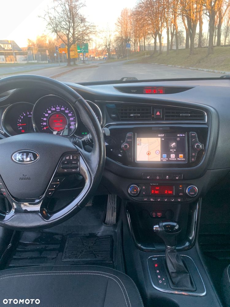 Kia Ceed 1.6 CRDi L Business Line DCT - 6