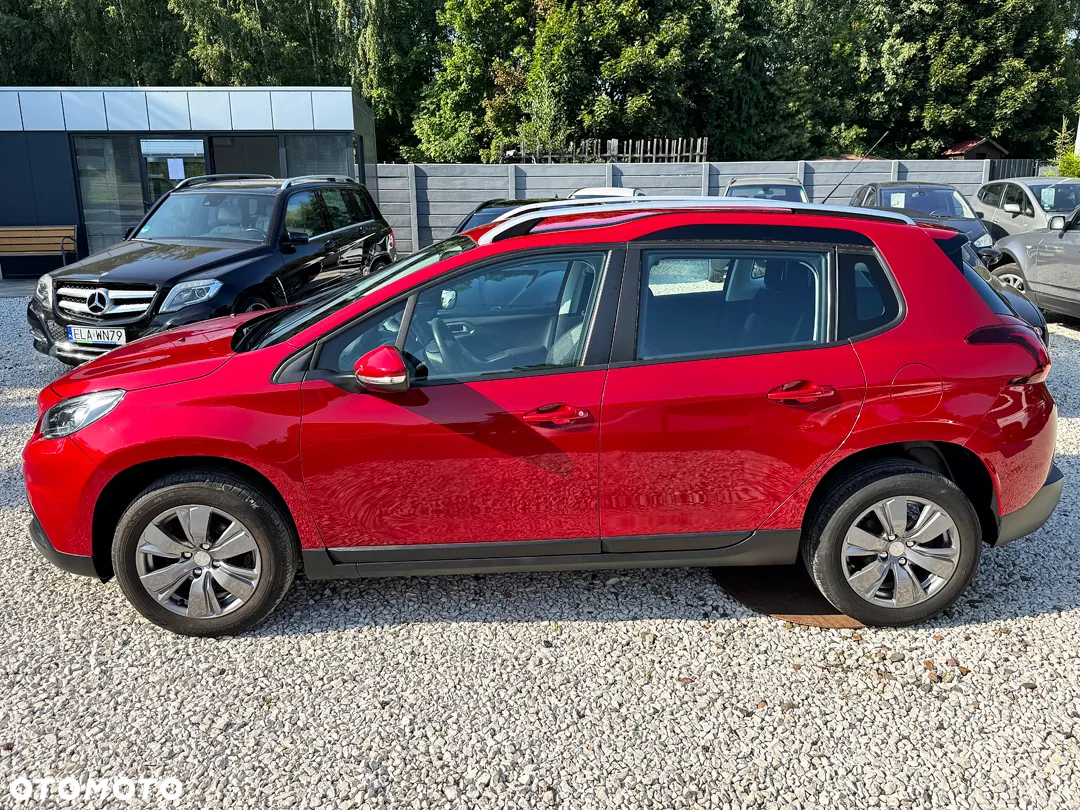Peugeot 2008 - 8