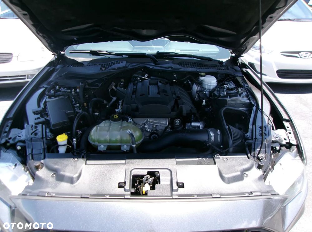 Ford Mustang 2.3 Eco Boost - 14