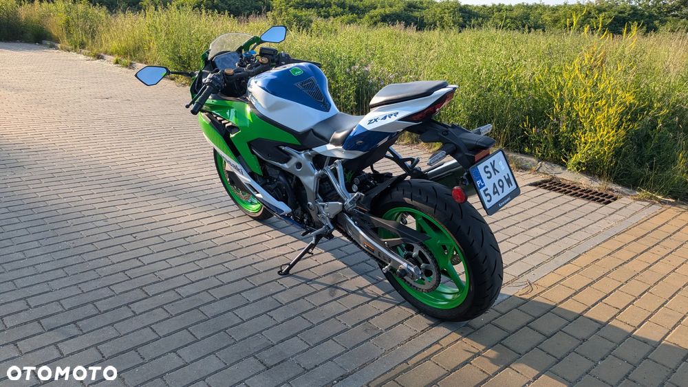 Kawasaki ZX - 7