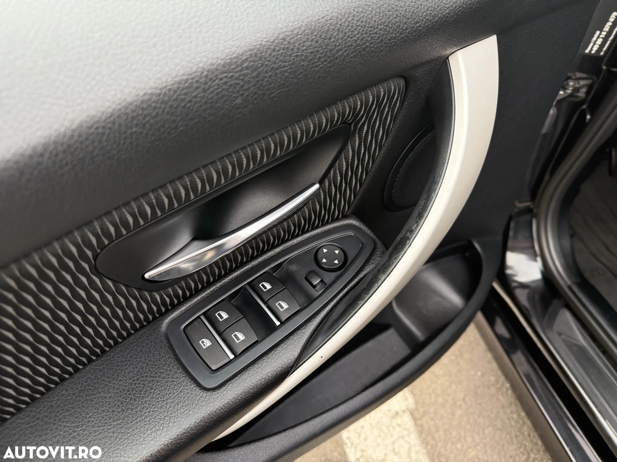BMW Seria 3 320d - 13