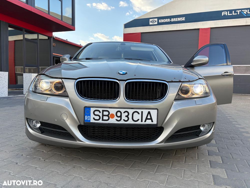 BMW Seria 3 320d - 13
