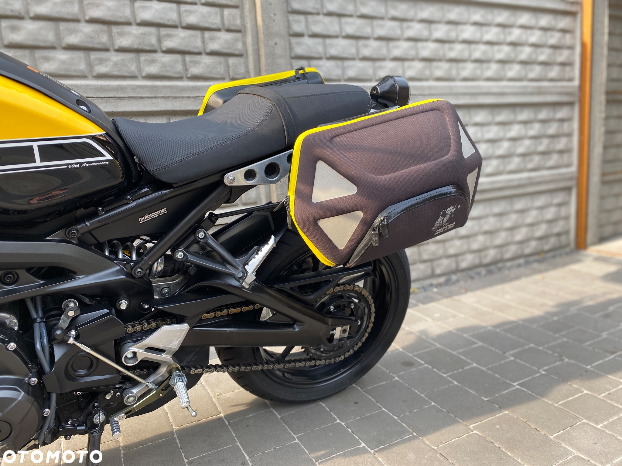 Yamaha XSR - 20