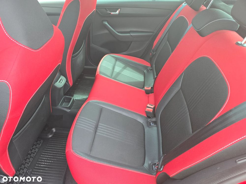 Skoda Fabia 1.0 TSI Monte Carlo - 15