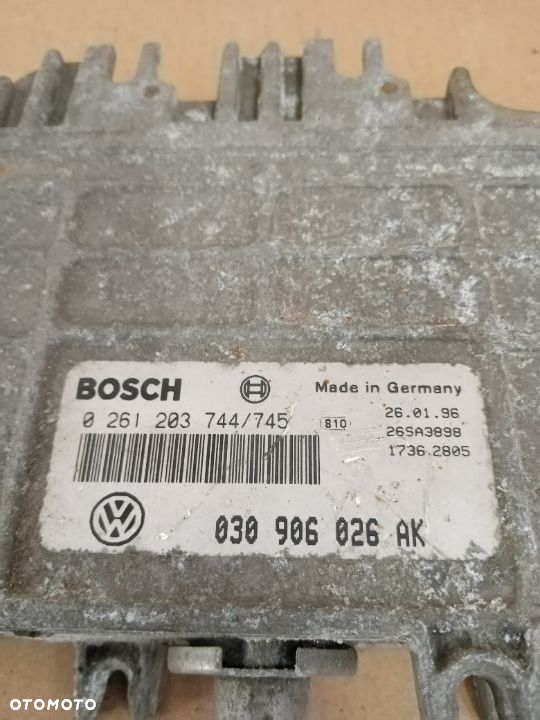 Komputer sterownik silnika VW Polo III 6N 1.0 030906026AK - 2