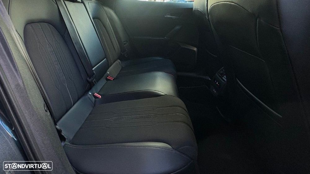 Cupra Formentor 1.4 e-Hybrid DSG - 11