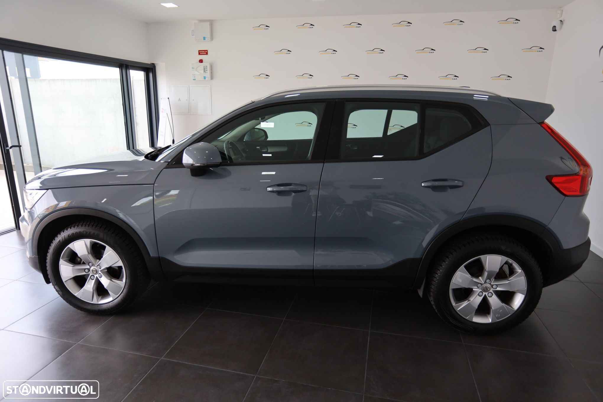 Volvo XC 40 2.0 D3 Momentum Plus - 5