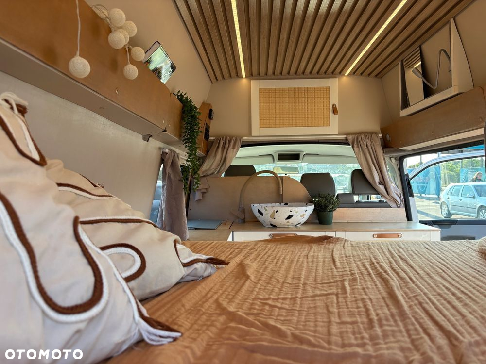 Volkswagen T5 - 6