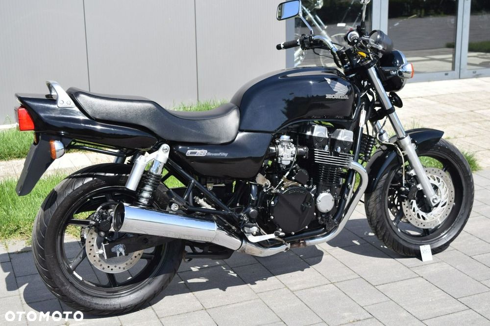 Honda CB - 2
