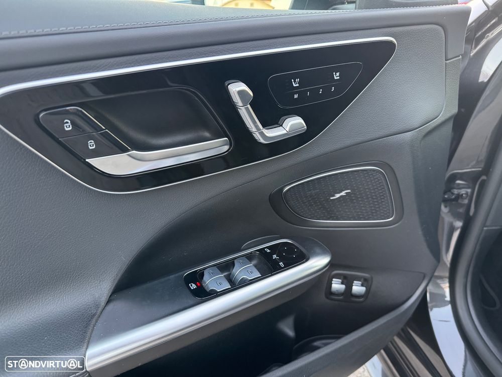Mercedes-Benz C 300 e 9G-TRONIC Edition AMG Line - 17