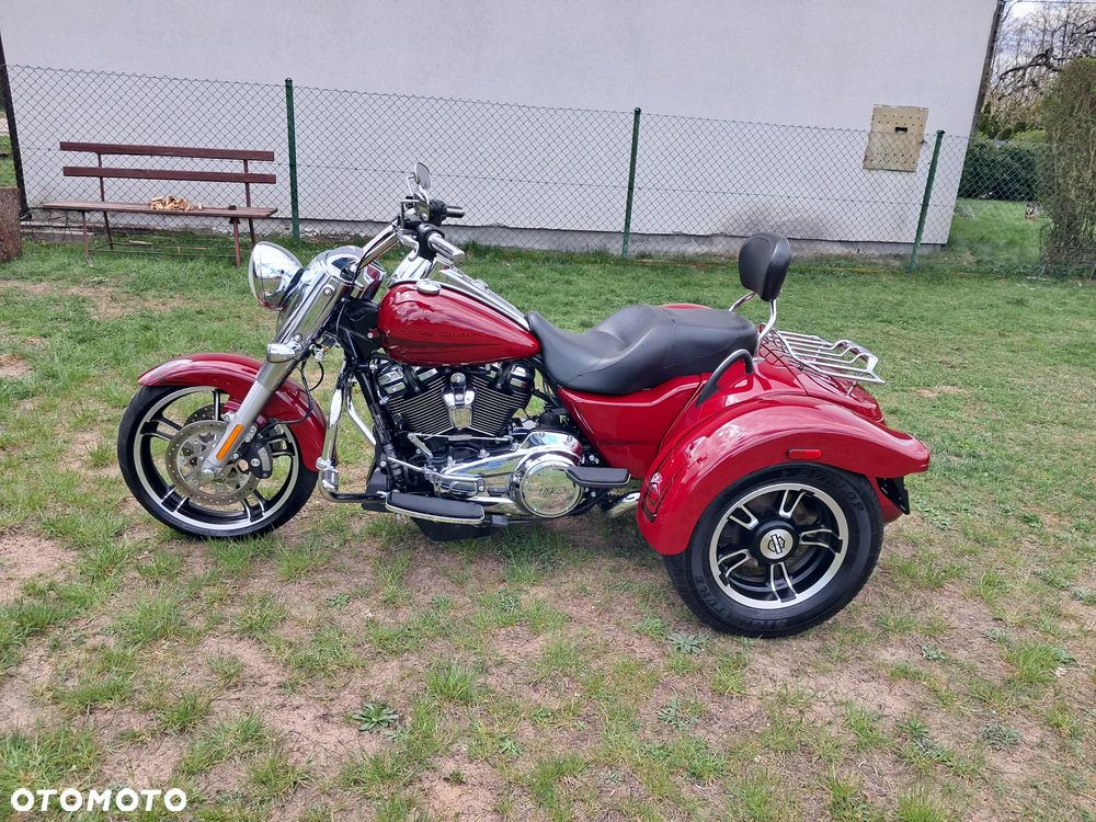 Harley-Davidson Trike Freewheeler - 2