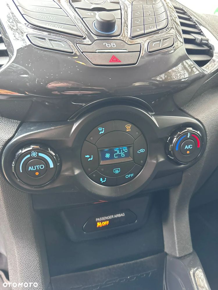 Ford EcoSport - 16