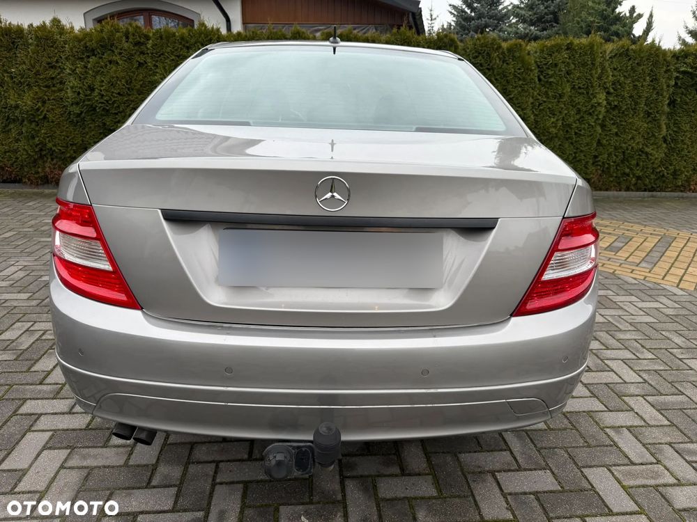 Mercedes-Benz Klasa C 180 Kompressor - 17