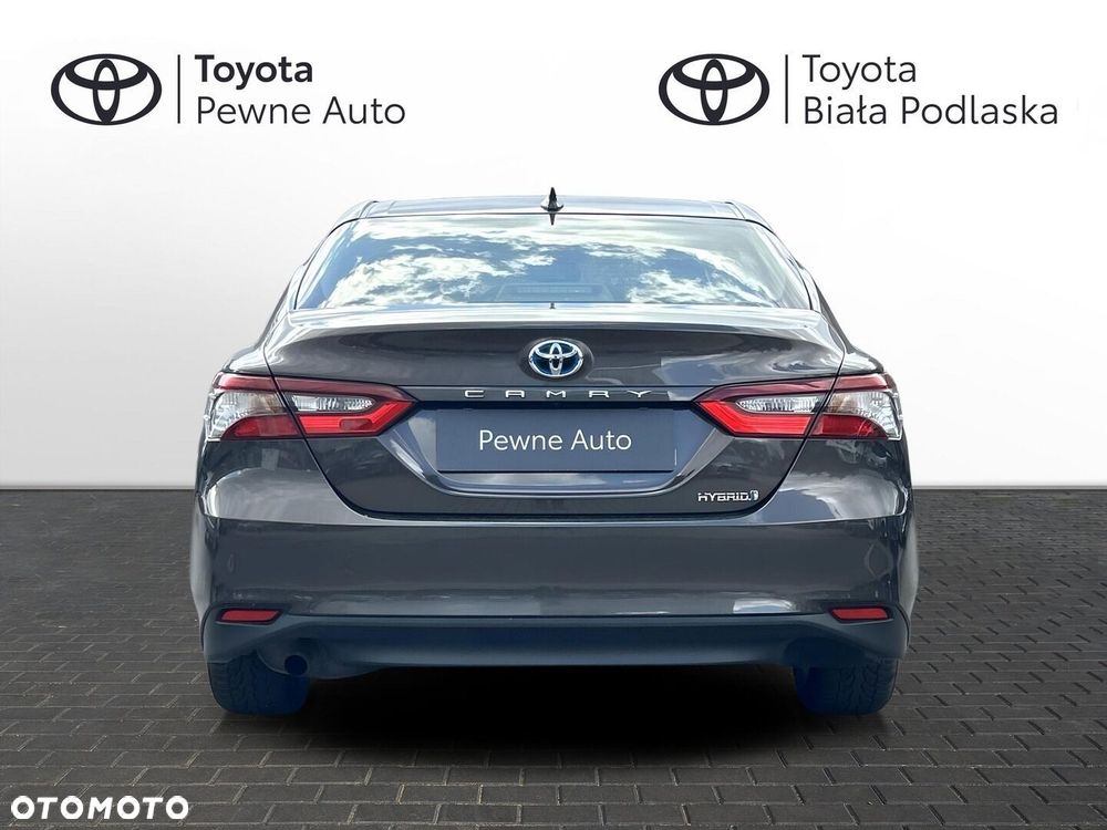 Toyota Camry 2.5 Hybrid Comfort CVT - 4