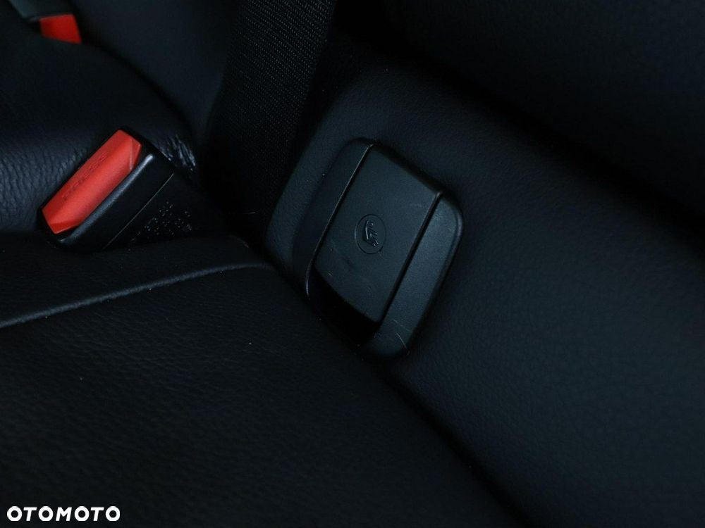 BMW Seria 3 318d Luxury Line - 39