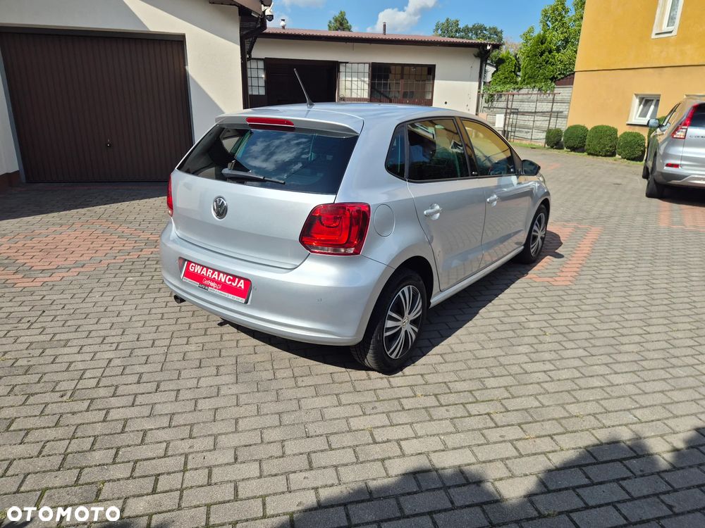 Volkswagen Polo 1.4 16V Highline - 23