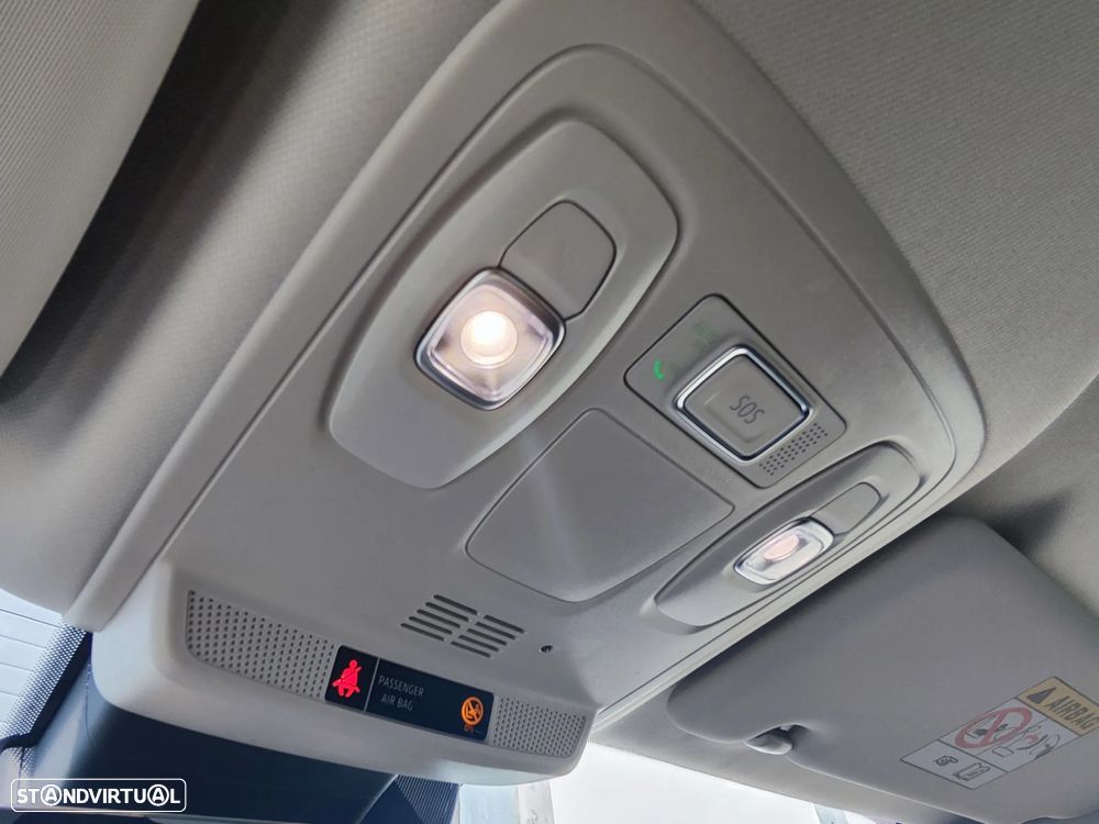 Renault Mégane Sport Tourer 1.6 E-Tech Plug-In Hybrid Equilibre - 25