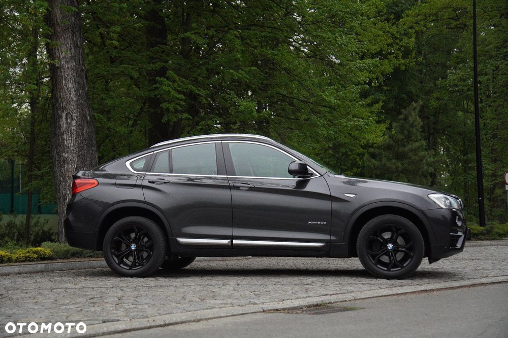 BMW X4 xDrive20d xLine - 25