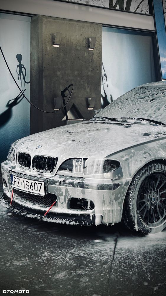 BMW Seria 3 325i - 3