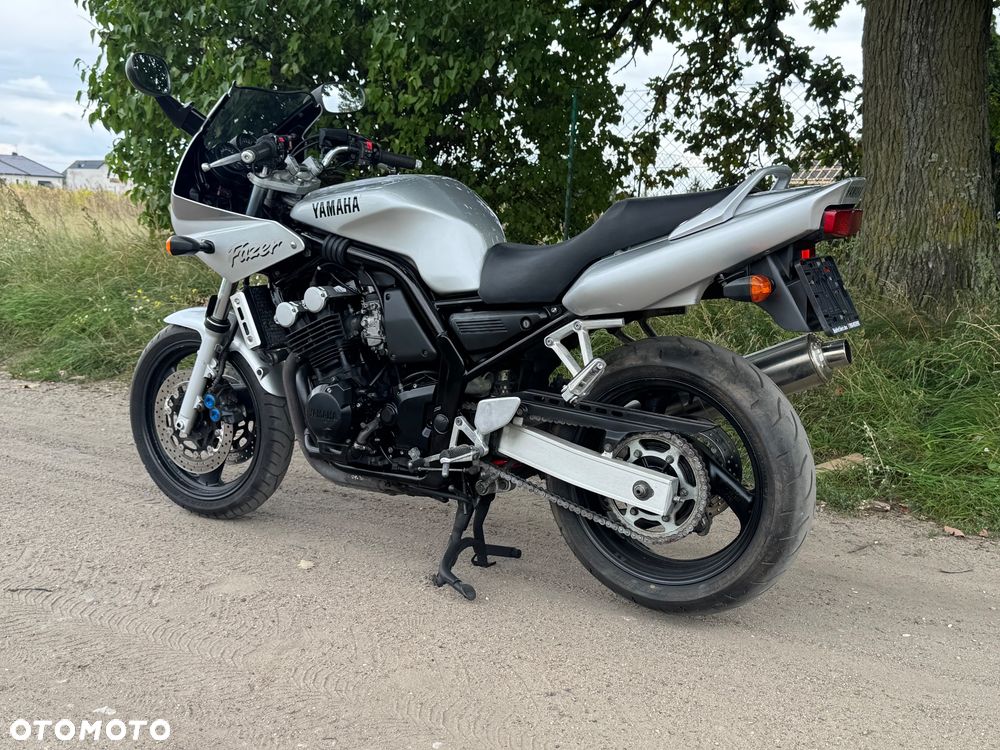 Yamaha FZS - 20