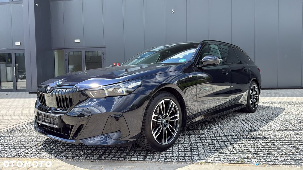 BMW Seria 5 520d xDrive - 1