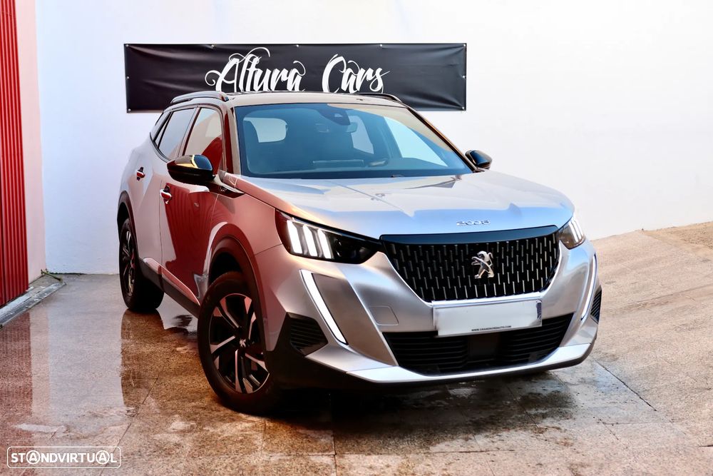 Peugeot 2008 PureTech 130 EAT8 GT - 2