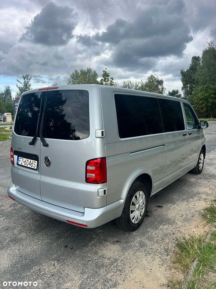 Volkswagen Caravelle - 3