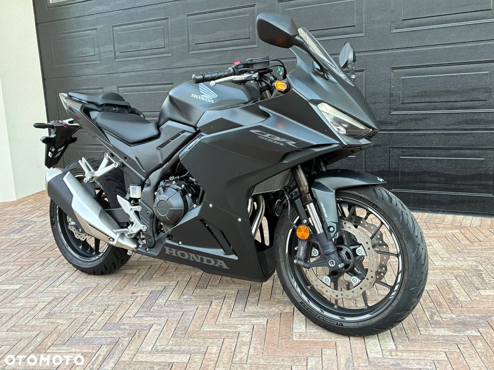 Honda CBR - 1
