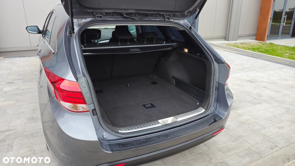 Hyundai i40 1.7 CRDi Comfort - 11