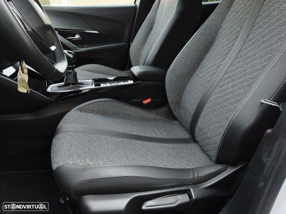 Peugeot 2008 TURBO 100 Allure - 11