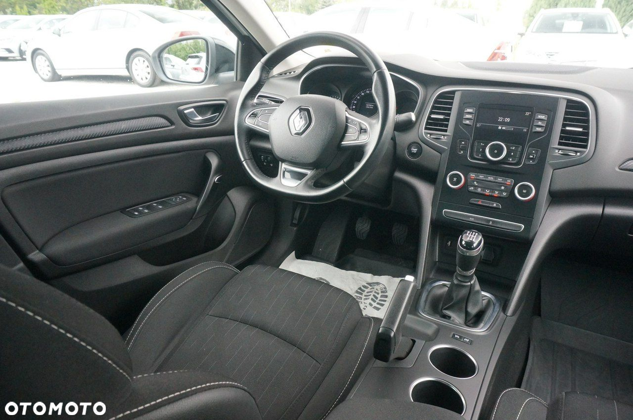 Renault Megane 1.5 Blue dCi Limited - 14