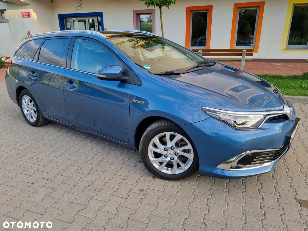 Toyota Auris 1.8 VVT-i Automatik Executive - 3
